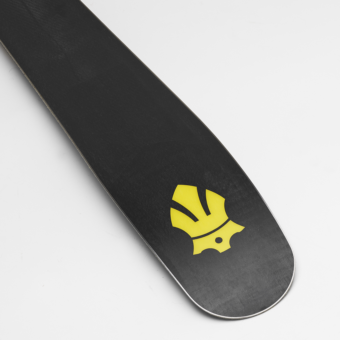 Majesty Supernova Carbon — bilde 3