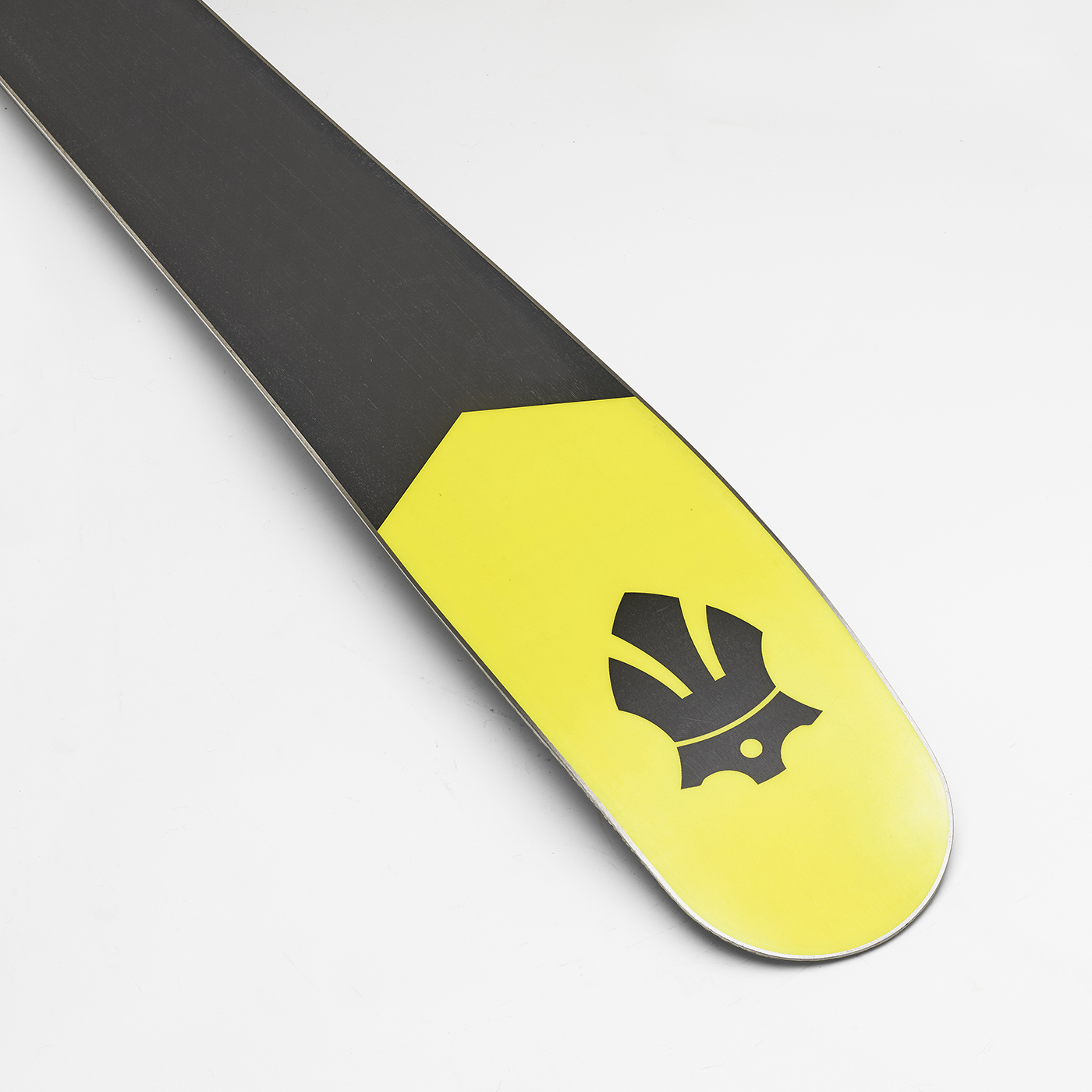 Majesty Supernova Carbon — bilde 3