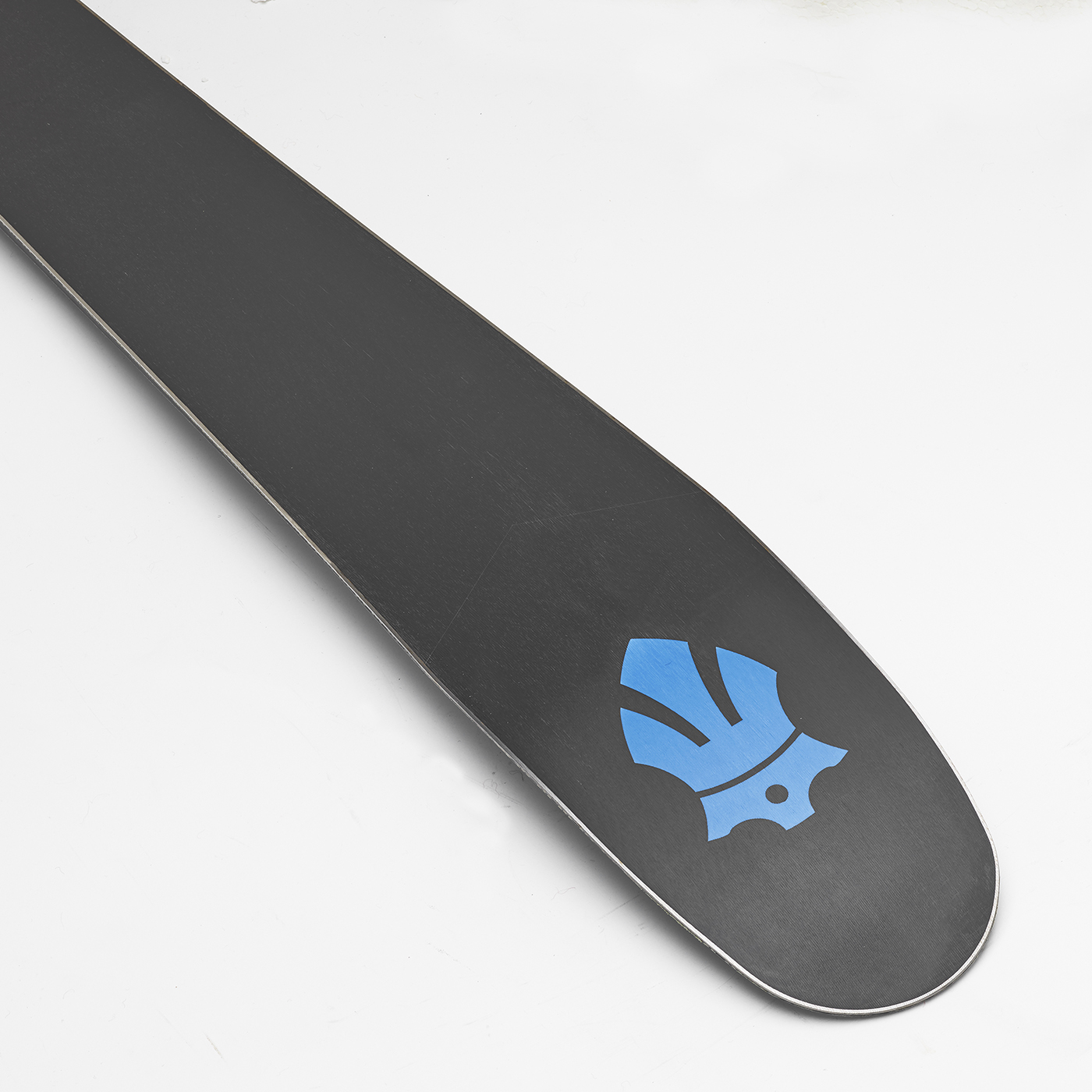 Majesty Superwolf Carbon — bilde 3